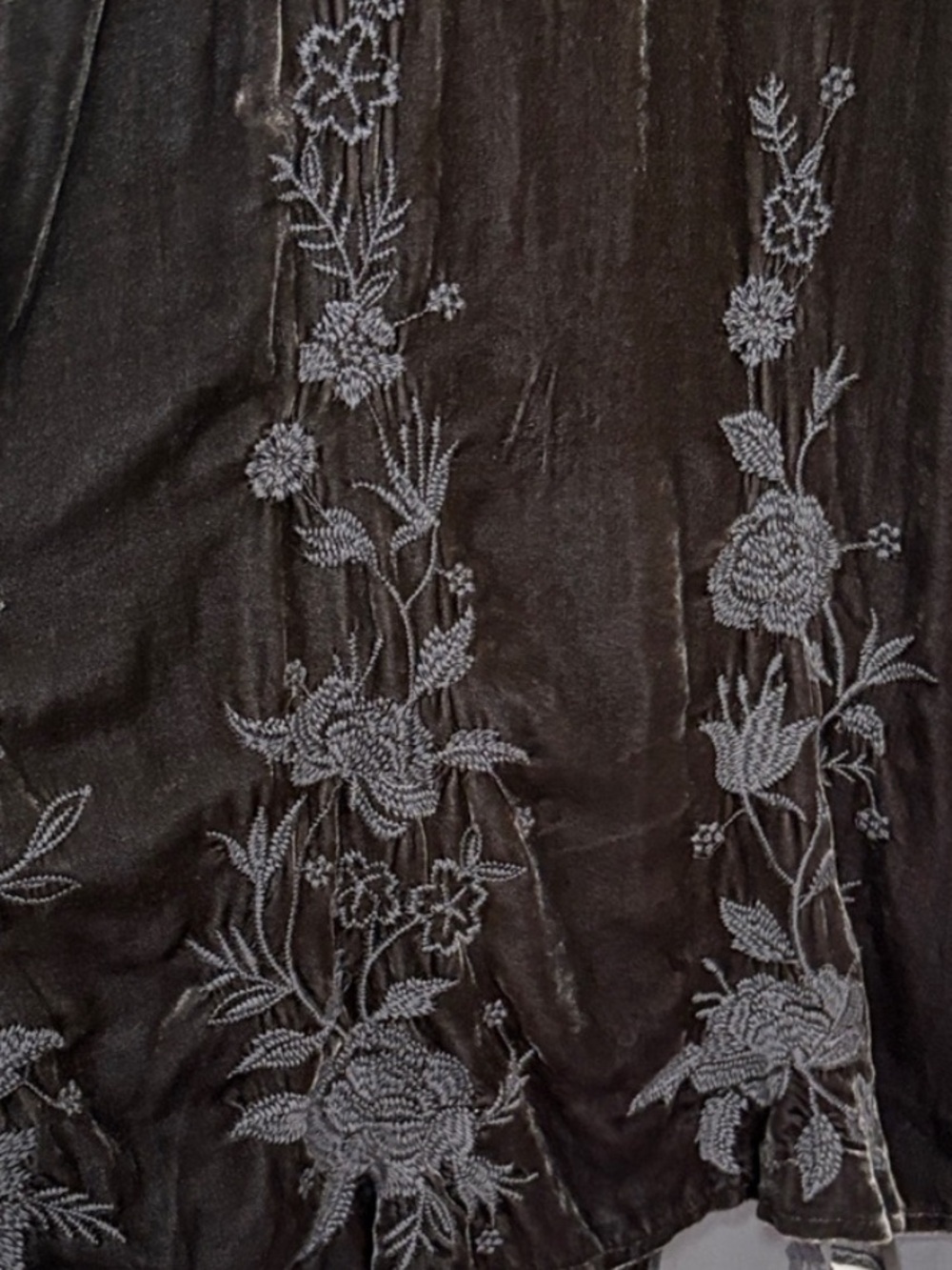 Johnny Was Parnell heavily embroidered velvet dress NWT RARE - Picture 9 of 13
